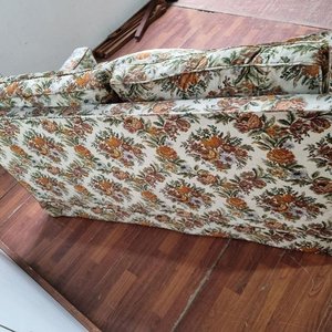 Sillón de 2 Cuerpos Vintage Estilo Retro con Tapizado Floreado Cálido - imagen 4