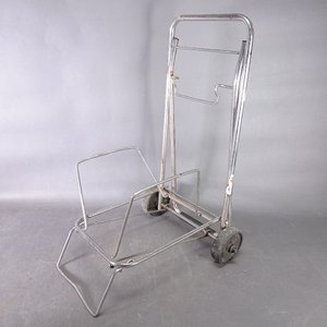 Lámpara de Mesa Azul y Carrito Plegable Metálico - imagen 5
