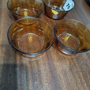 Lote Variado de Cocina: Pocillos de Vidrio Ambar y Utensilios - imagen 6