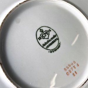 Juego de Porcelana Alemana Hutschenreuther Hohenberg: Centro y Bandeja Decorados con Flores - imagen 4