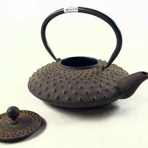 Tetera Antigua de Hierro Fundido con Asas - imagen 4
