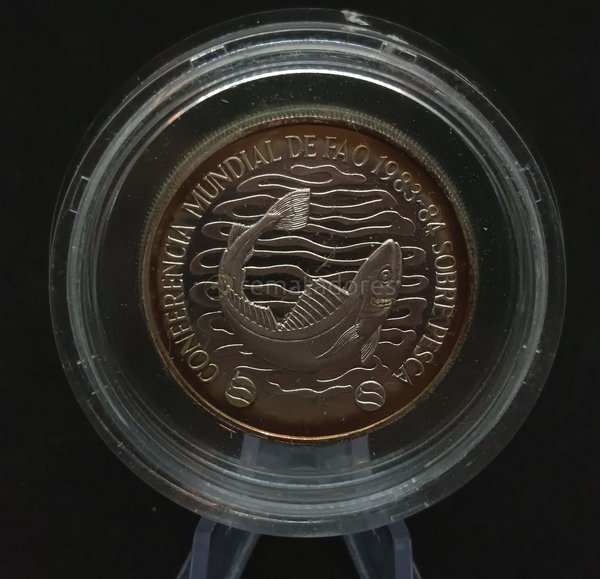 Moneda Conmemorativa Uruguay 1983-1984 FAO Sobre Pesca - imagen 1