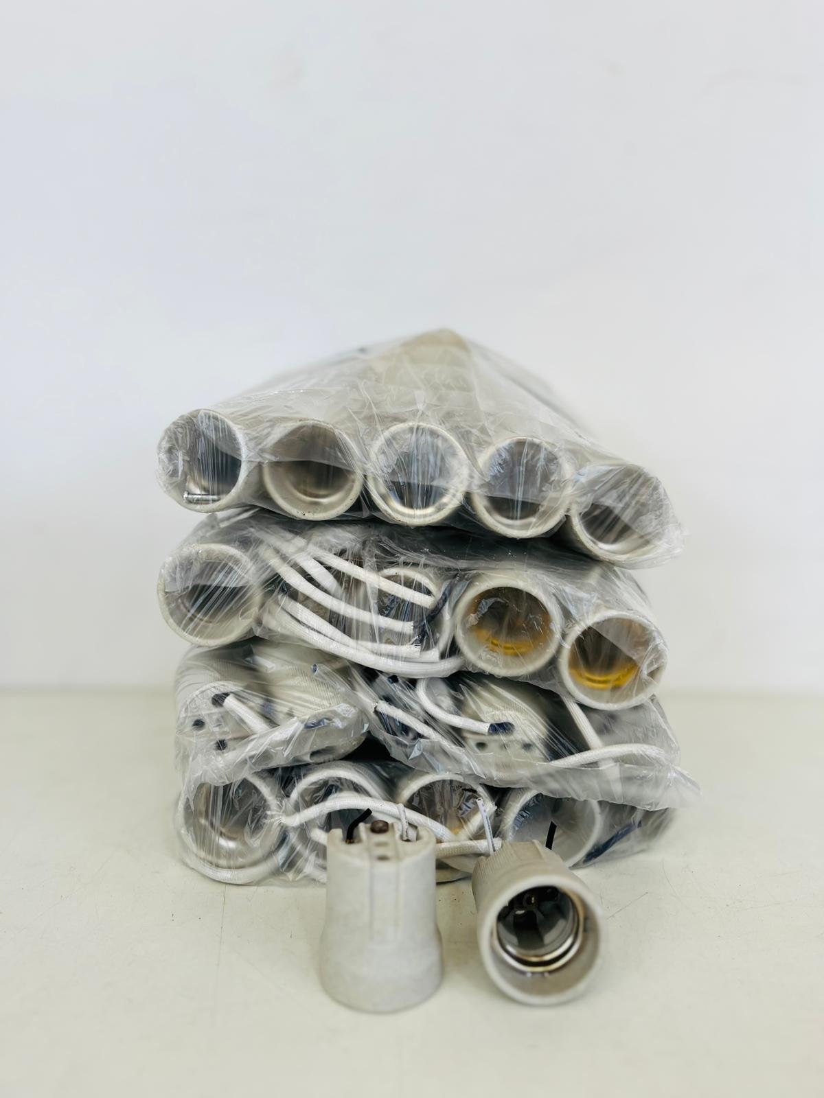 Pack 100 Portalamparas Blancos de Cerámica con Cable