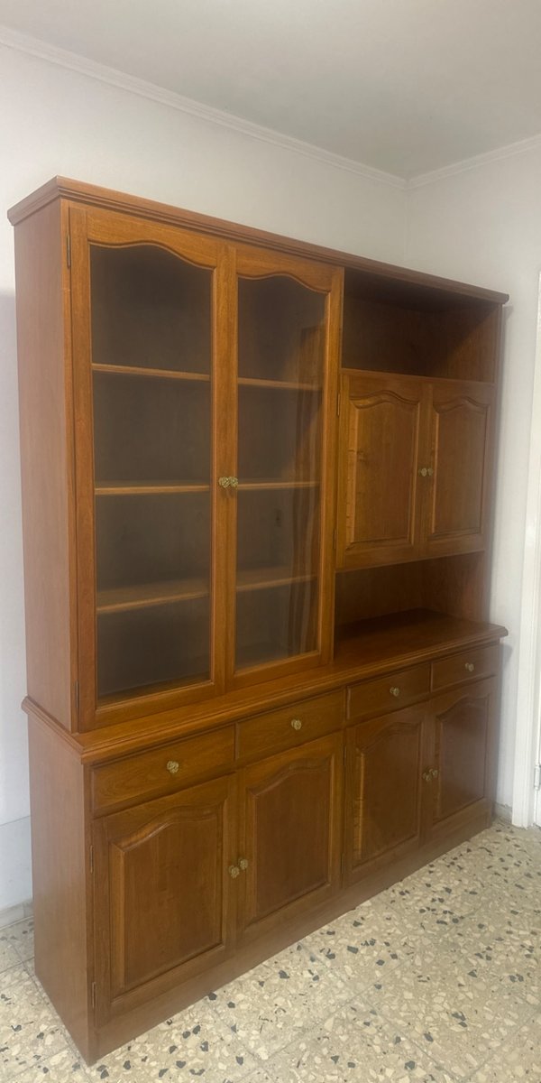 Modular de madera con vitrina y cajones