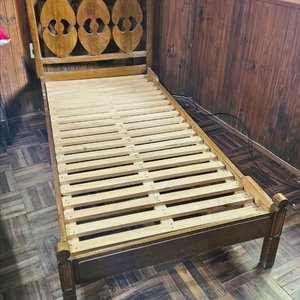 Cama de 1 Plaza Artesanal en Madera Maciza - imagen 2