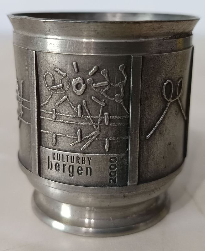 Vaso de Estaño Noruego - Pieza de Arte - imagen 2