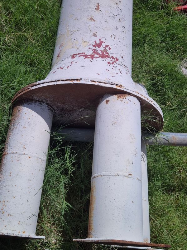 Tuberías y tanques de hierro en mal estado - imagen 1
