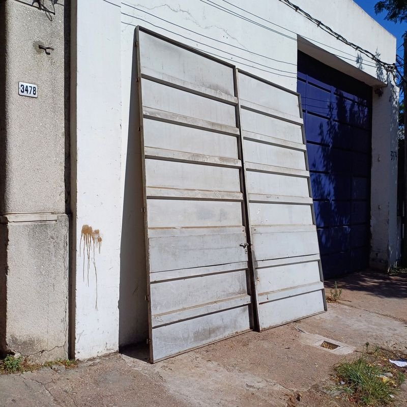 Puerta de garaje en hierro y chapa - imagen 3