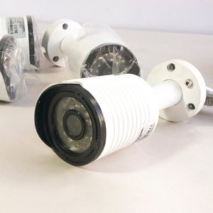 Sistema de Vigilancia DVR con 4 Cámaras Blancas - imagen 3
