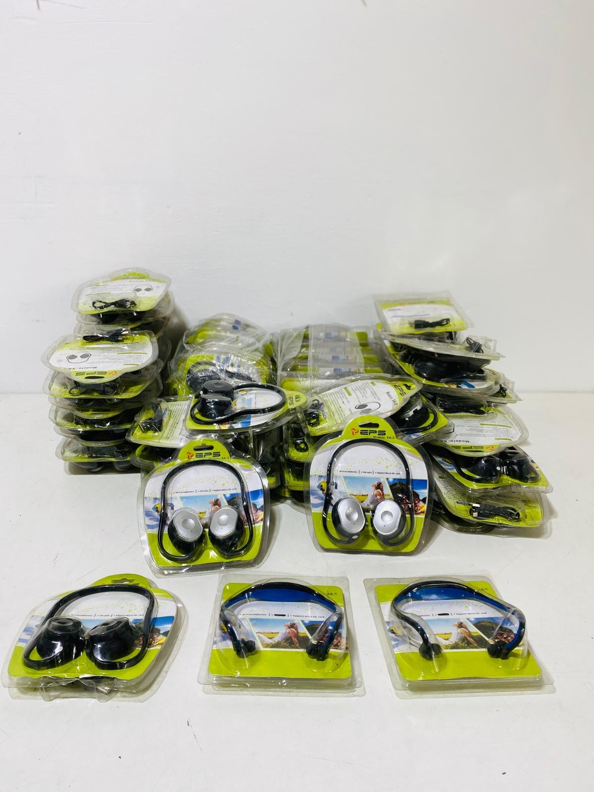 Item lote-x66-auriculares-varios - Image 2