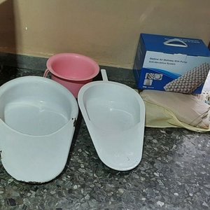 Lote de Elementos Ortopédicos: Silla de Ruedas, Chatas, Pelela, Colchón Antiescaras y Respaldo - imagen 2