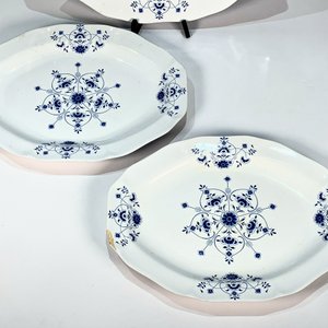 Juego de 3 Fuentes Ovaladas de Losa Blanca con Flores Azules - imagen 2
