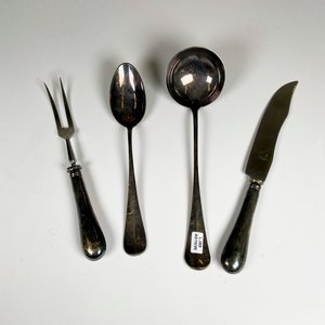 Cuatro cubiertos de servir metal Meneses - imagen 2