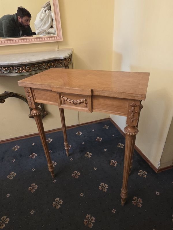 Item 923082 - Image 1