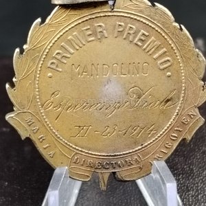 Medalla "Primer Premio Mandolino" Liceo Musical "Sta. Cecilia" Montevideo 1914 - imagen 3