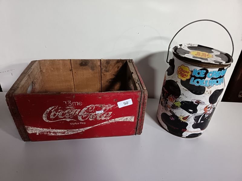 Cajón Coca-Cola Antiguo y Lata Vintage Chupa Chups