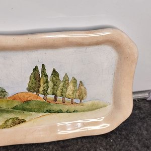 Centro de Mesa Cerámica Pintado a Mano Paisaje Rural con Firma de Autor - imagen 2