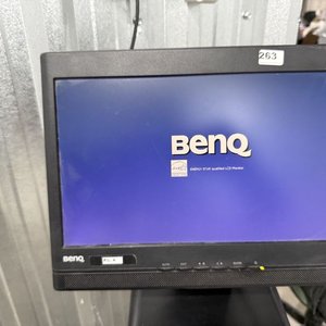 Lote siguiente: Monitor BenQ LCD T221WA