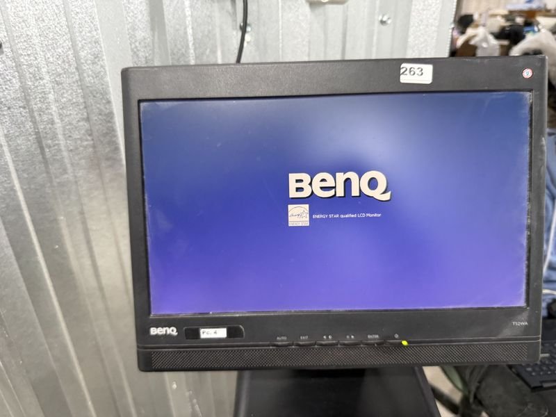 Monitor BenQ LCD T221WA