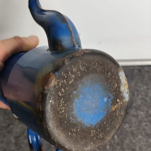 Cafetera Esmaltada Azul Antigua con Detalles de Óxido - imagen 5