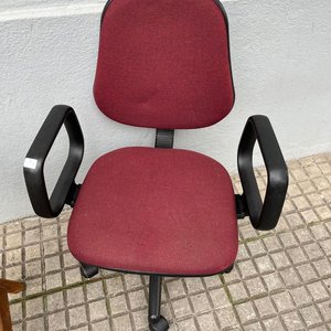 Mesa Plegable Circular de Madera y Silla de Escritorio Tapizada - imagen 5