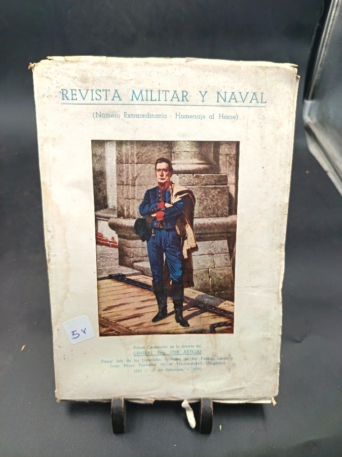 Revista Militar y Naval - Homenaje al Héroe