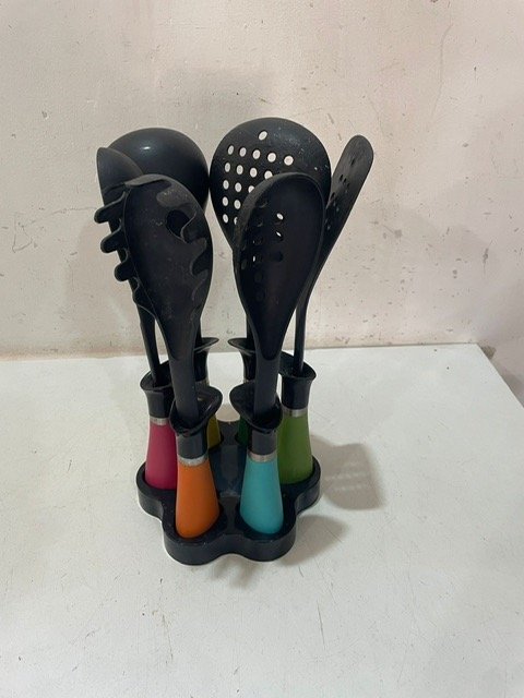 Item 28732 - Image 0