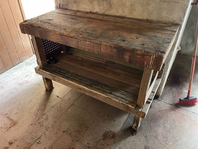 Mesa de Trabajo Antigua de Madera Rústica