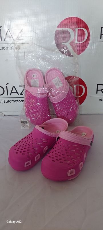 Lote anterior: Calzado de color rosa