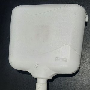Cisterna de Descarga Plástica Astra Blanca Sin Uso - imagen 1