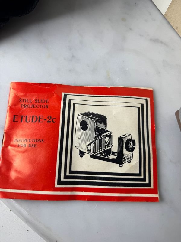 Colección de cámaras y proyectores vintage - imagen 12