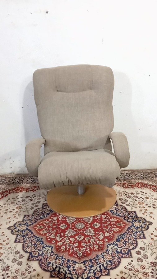 Sillon reclinable giratorio tapizado de tela - imagen 3