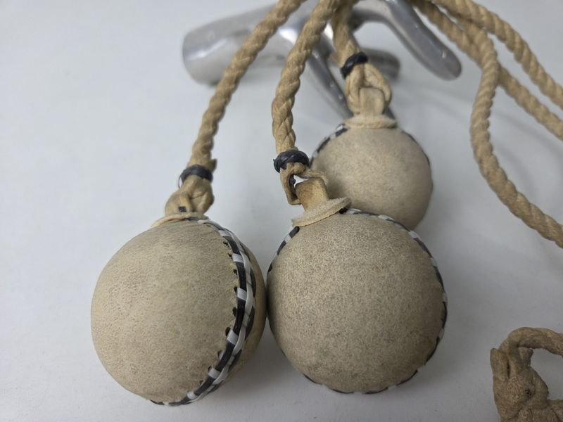 Boleadoras en cuero trenzado - Accesorios para Vehículos - imagen 3
