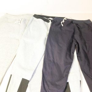 Lote siguiente: Lote de Seis Pantalones y Babuchas para Hombre
