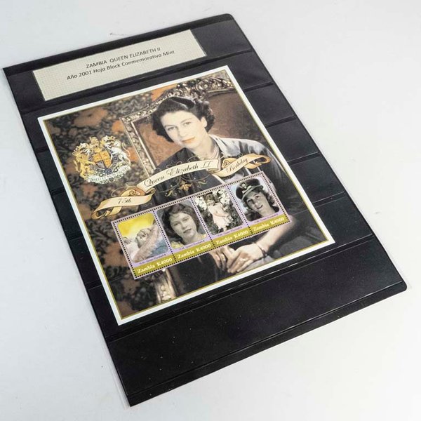 Hoja Block con 4 Sellos Mint de Zambia: Homenaje a la Reina Elizabeth II (2001) - imagen 1
