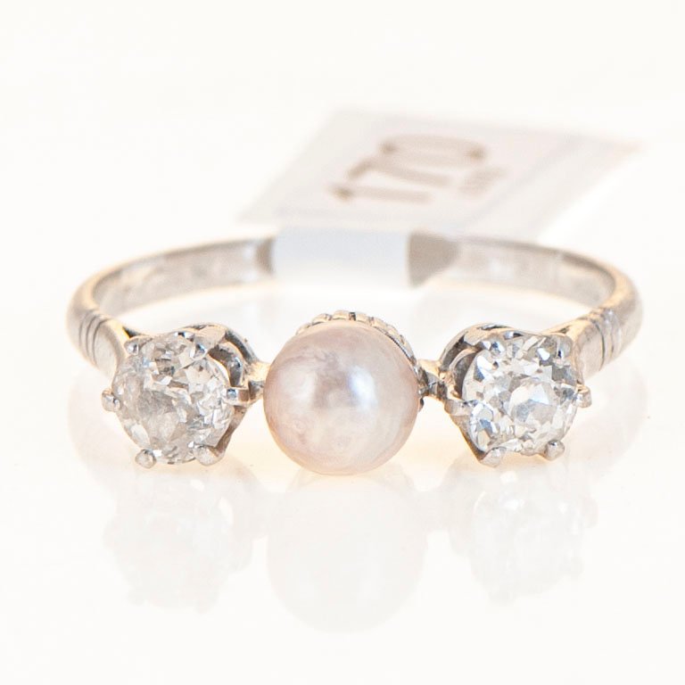 Item 2096987 - Image 0