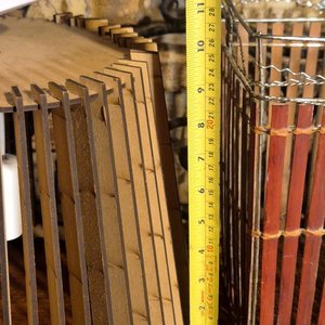 Porta Lámpara Colgante de Madera y Metal con Detalles - imagen 4