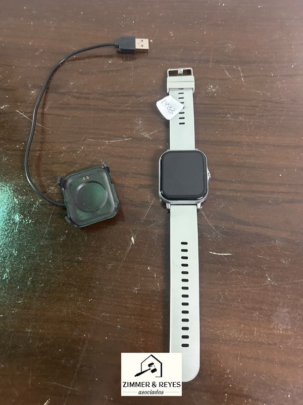 Reloj Inteligente Digital Gris con Cargador