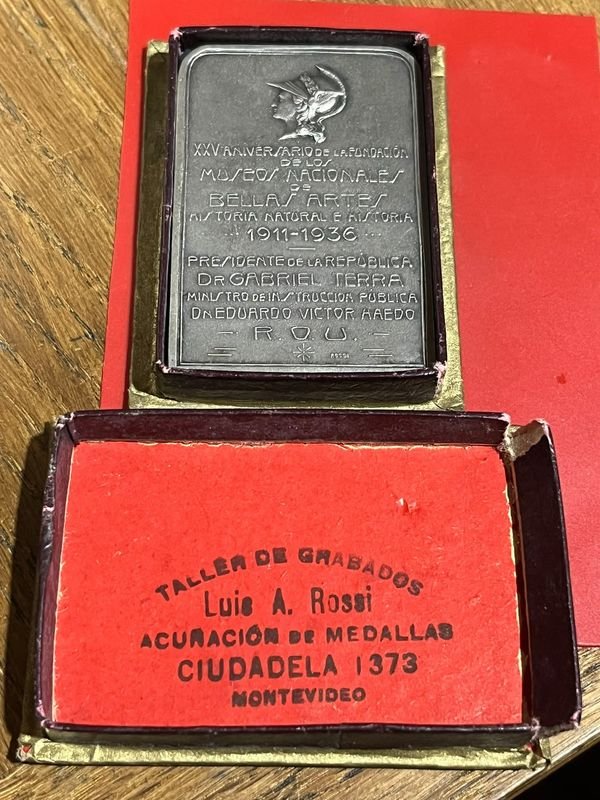 Medalla Aniversario Fundación Museos Bellas Artes, Historia Natural e Historia 1911-1936
