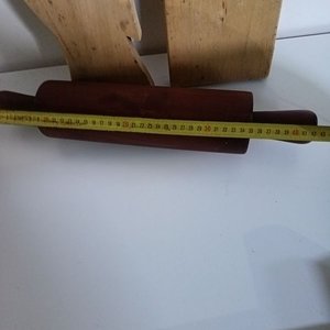 Set de Utensilios de Cocina de Madera: Tabla de Cortar y Palo de Amasar - imagen 5