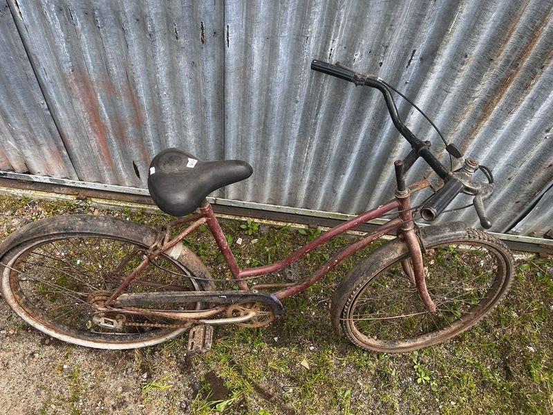 Bicicleta Clásica de Mujer Color Bordo