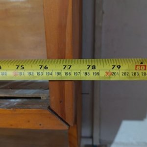 Mueble Aéreo de Madera con Puertas Corredizas y Estantes - imagen 5