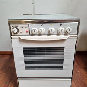Lote siguiente: Cocina James a Gas y Eléctrica con Tapa de Vidrio Templado