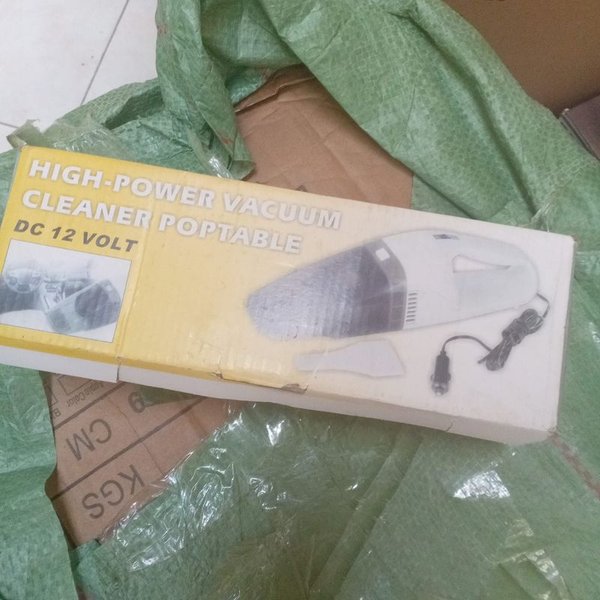 Aspiradora Portátil DC 12 Volt para Auto