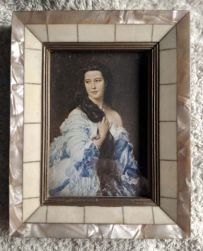 Item 868945 - Image 0