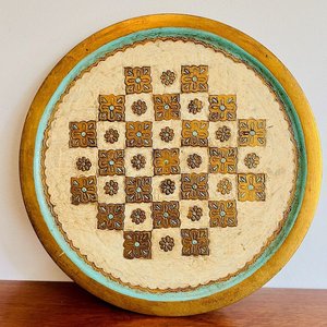 Lote siguiente: Fuente Redonda Decorativa Madera Beige, Turquesa y Dorado 29cm