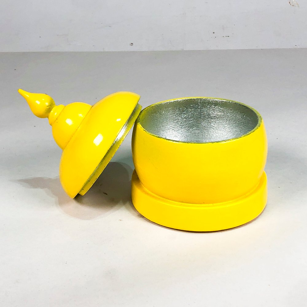 Potiche en madera con tapa amarilla de 16 cm - imagen 3