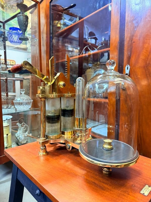 Maquina de crear vacío laboratorio antigua francesa - Equipamiento científico - imagen 6