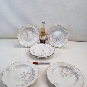 L 391 - 6 Piezas - Juego de 6 platos en fina porcelana nacional 'Olmos' con borde festoneado y decorado floral, una excelente oportunidad para su mesa - imagen 2
