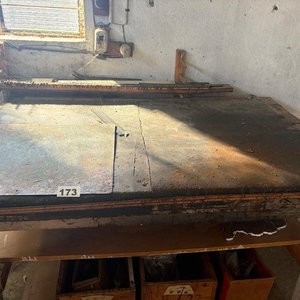 Mesa de Trabajo y Banco de Madera Rústico - imagen 2